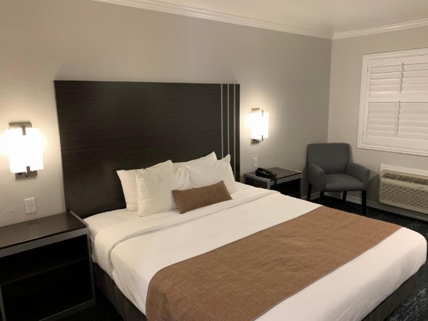 Sand Castle Inn image 16