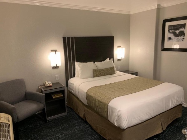 Sand Castle Inn image 9